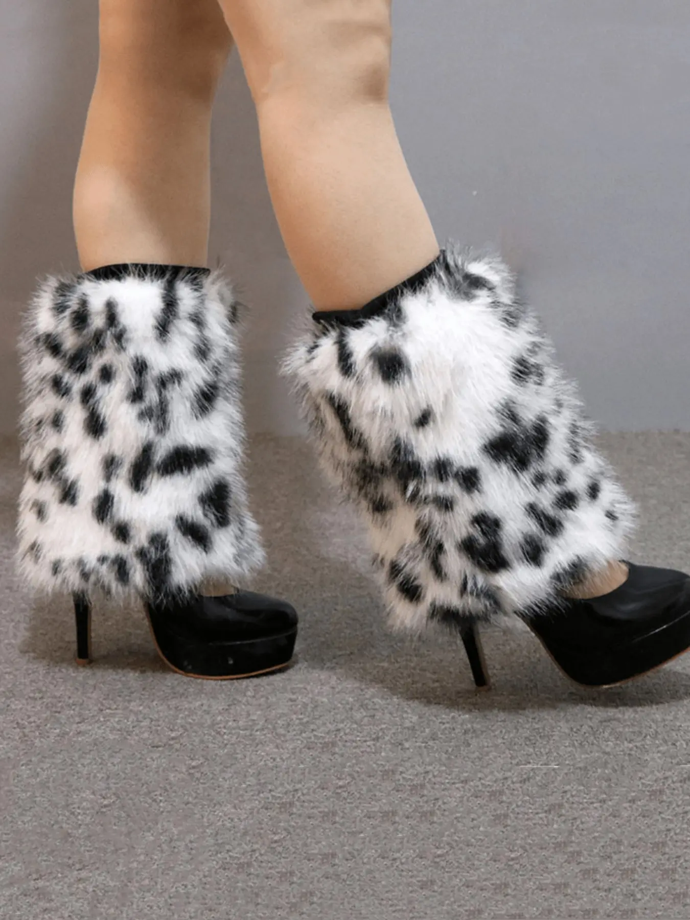Women's Fall Winter Faux Fur Leg Warmers, Long and Short Styles, Stage Performance Protective Socks, Cozy Plush Design