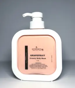 Creamy Bodywash with mango butter, sea moss and jojoba oil for soft & glowing skin