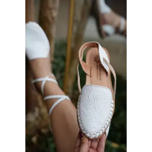 Rosalinda Lace Up White