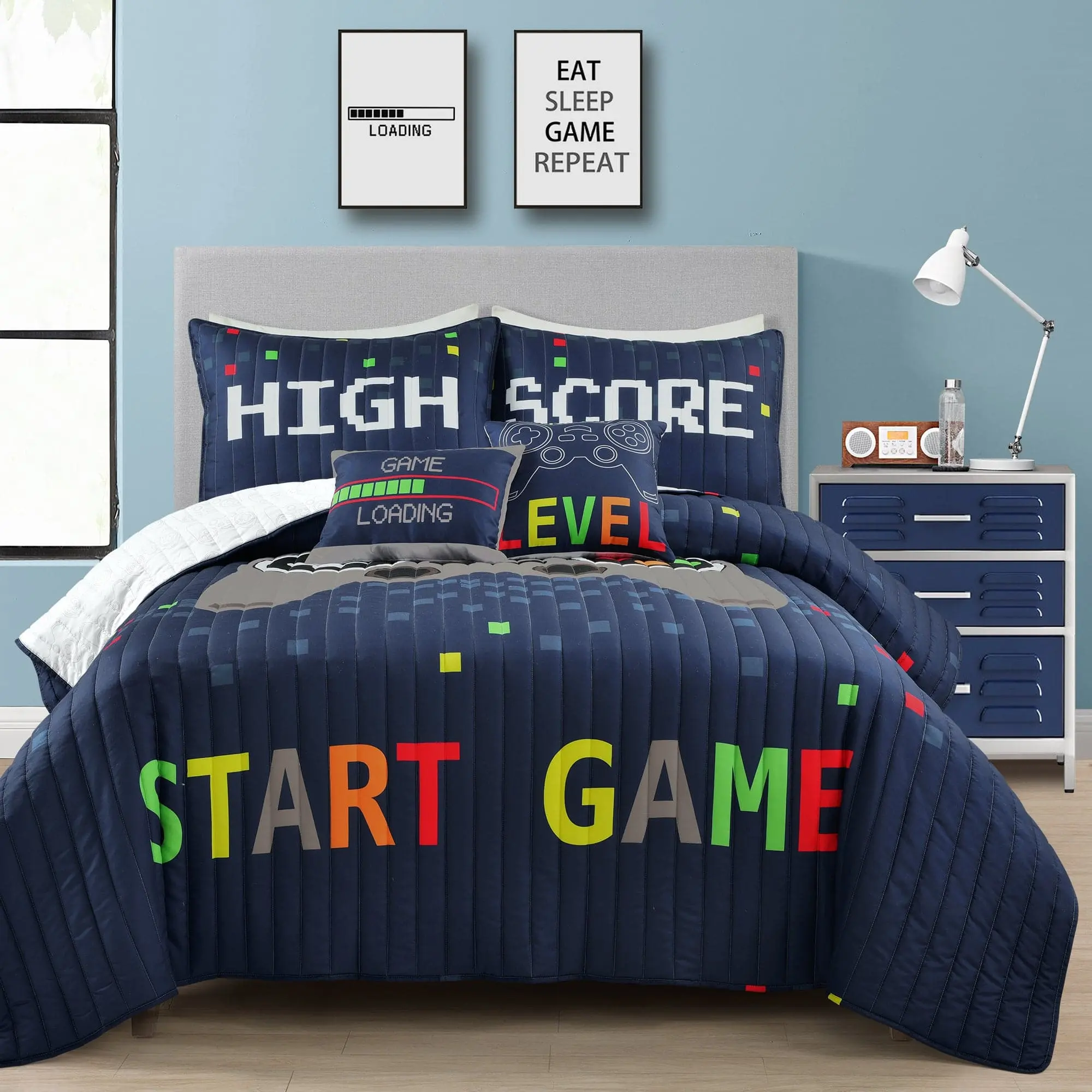 Lush Decor Video Game Theme Quilt Set Bedspread - Cool, Decorative, Printed Bedding Set with Video Game Pieces for Home Decoration & Entertainment, Cool Bedding Set, Decorative Bedding Set