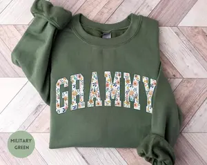 Grammy Sweatshirt, Floral Grammy Crewneck, New Grandma Gifts, Gift For Grammy, Crewneck Top, Merry Christmas Sweatshirt Trending - AMBER