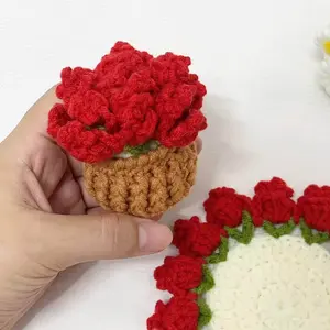 A Handmade Crochet Tulip Bouquet Coaster, Featuring a Tulip Bouquet with a Flower Basket, Serves As a Heat-Resistant Mat And a Decorative Piece for The Table, Making It a Unique And Creative Gift for Holidays, Perfect for Home Decor