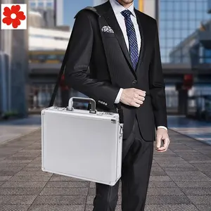 New Silver Aluminum Flight Case Hard Men Locking Briefcase.safe