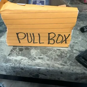 Pull box