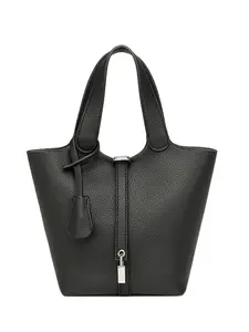New Women's Leather Bucket Bag, Large Capacity Commuter Handbag, Cowhide Shoulder Bag, Stylish and Durable, Perfect for Daily Use, Leather Shoulder Bags, Fashionable Shoulder Bag