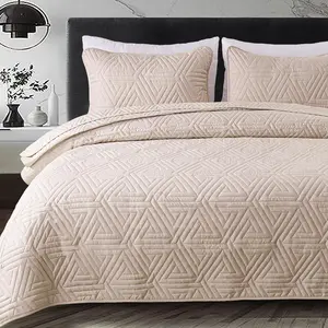 Soft Queen Size Set for All, 3-Piece Ultrasonic Geometric Bedding Set, Lightweight Reversible Bedspread, Coverlet, Bed Cover with 2 Pillow Shams, Brich Beige