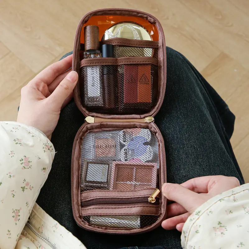 Cosmetic bag women, Travel Cosmetic Bags, Cosmetics Bag, Makeup Pouch, portable large-capacity storage bag, high-end business trip travel skin care product toiletry bag box, Makeup Organizer