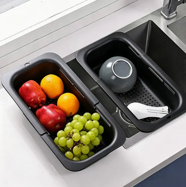 Sealed leakproof automatic liquid soap dispenser with smooth stainless steel surface easy to wipe clean, intelligent induction mode reduces bacterial transmission in busy household spaces.