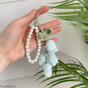 1-Pack Hand-Crocheted Lily of the Valley Keychain with Pearl Chain - Ideal Birthday Gift & Party Favor for Women