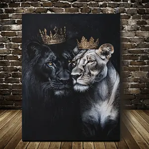 1 Piece Framed Canvas Wall Art - Black Lion and Golden Crown Lioness, Noble Animal Artwork, Modern Art Design, Living Room, Bedroom Decoration, 2D Flat Painting, Home Decor, Large Canvas, Exquisite Animal Depiction, 2D Flat Art
