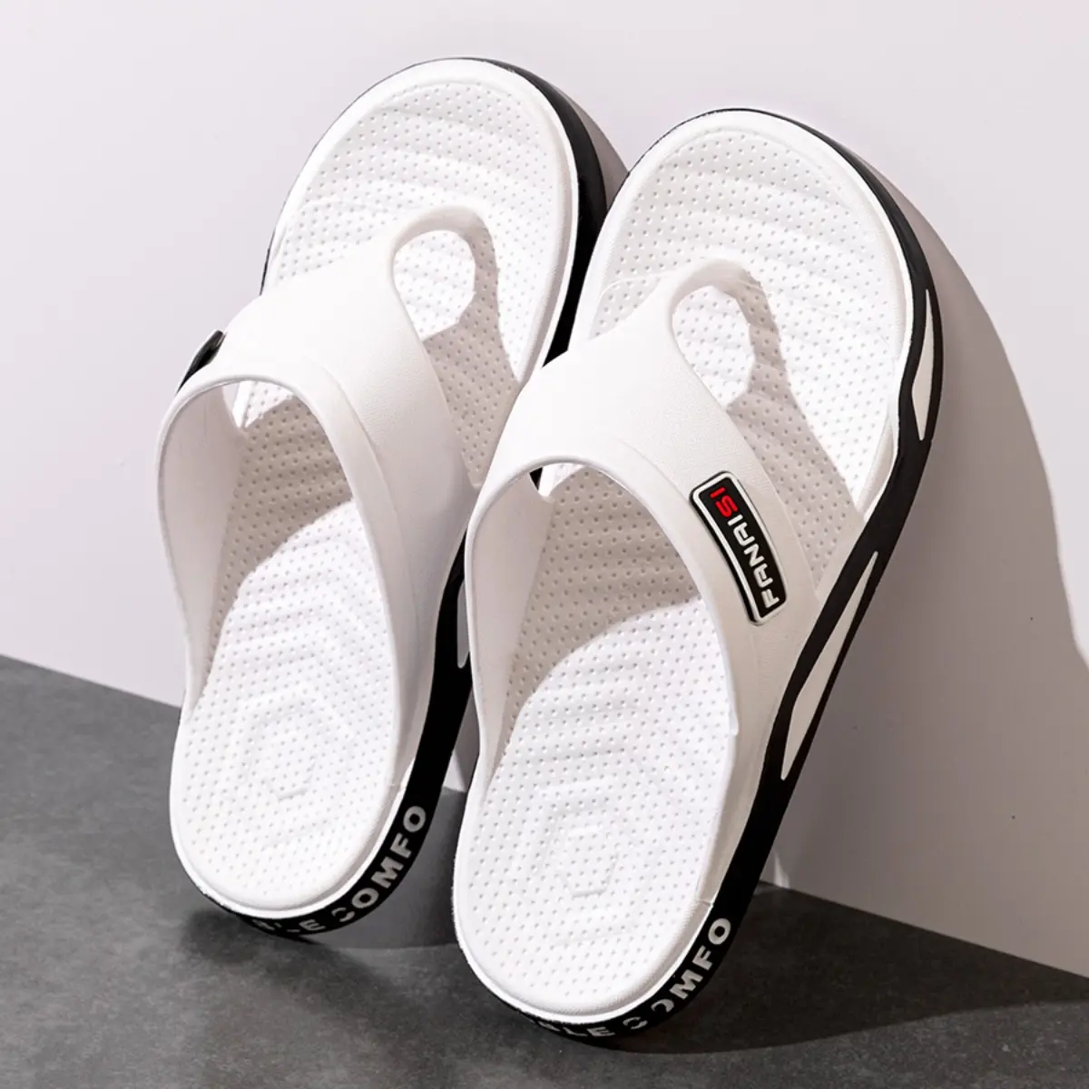 Unisex Hong Kong Style Footwear - Anti-Slip, Anti-Odor Flip Flops with Soft Rubber Sole, Breathable Geometric Print, Soft Bottom Sandals for Beach, Home Use