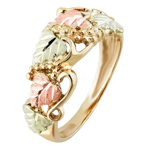 2026 Elegant Golden-Tone Ring, Leaf Design, Women's Holiday Daily Party Accessory