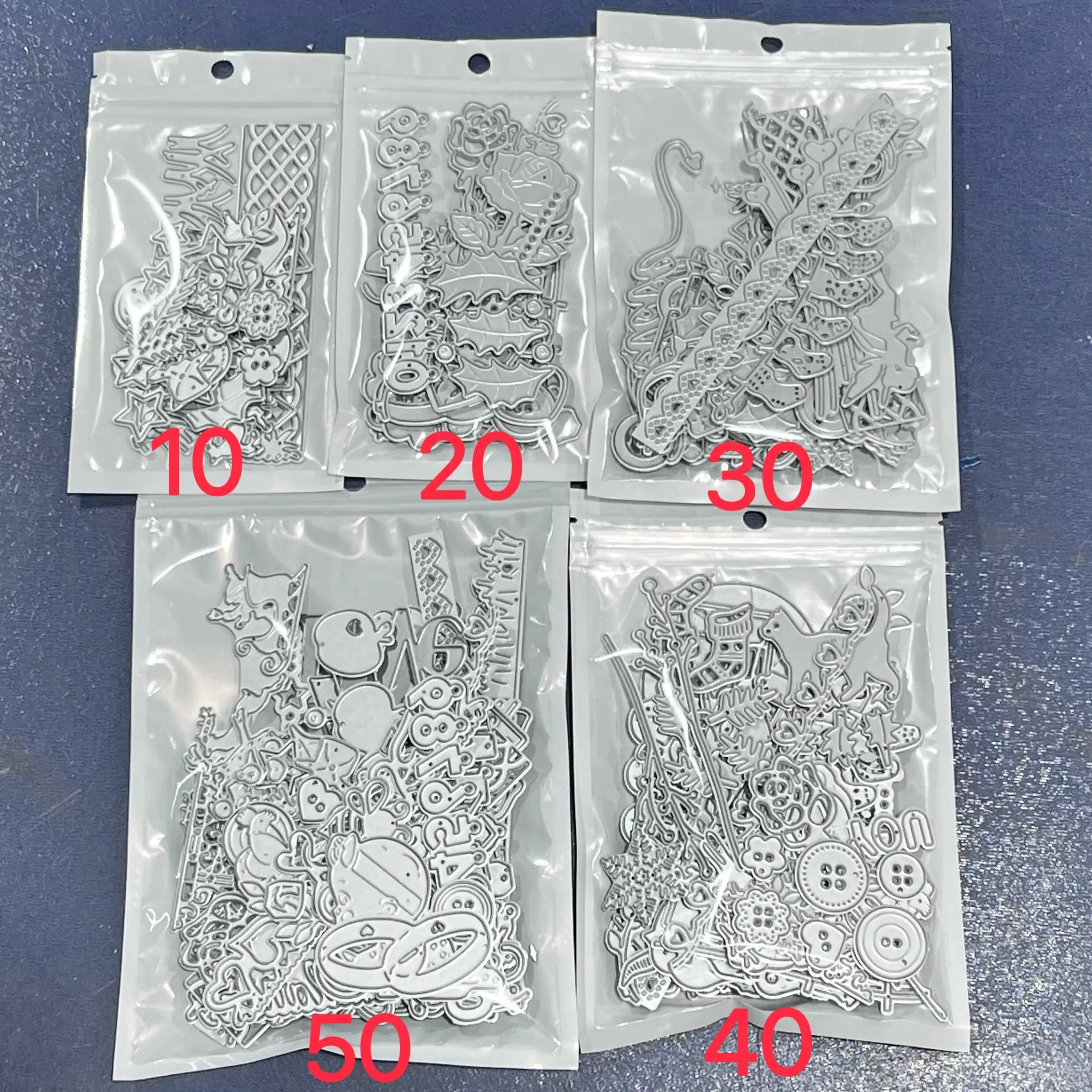 Mixed Random Stencil Set, Silver Color High-Quality Carbon Steel Dies, Paper Craft Embossing Accessories, Ideal for DIY Projects, DIY Card Set