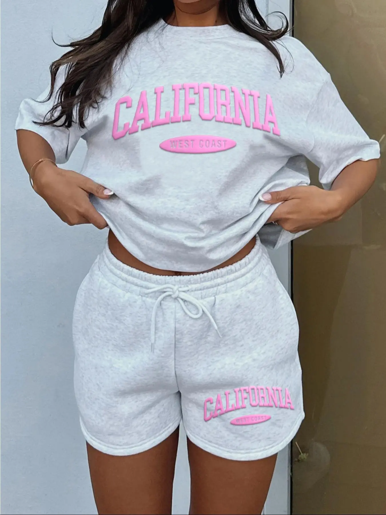Women's Letter Print Tee & Drawstring Waist Shorts Set, Cozy Casual T-shirt & Shorts for Daily Outdoor Wear, Ladies Summer Clothes, Suits