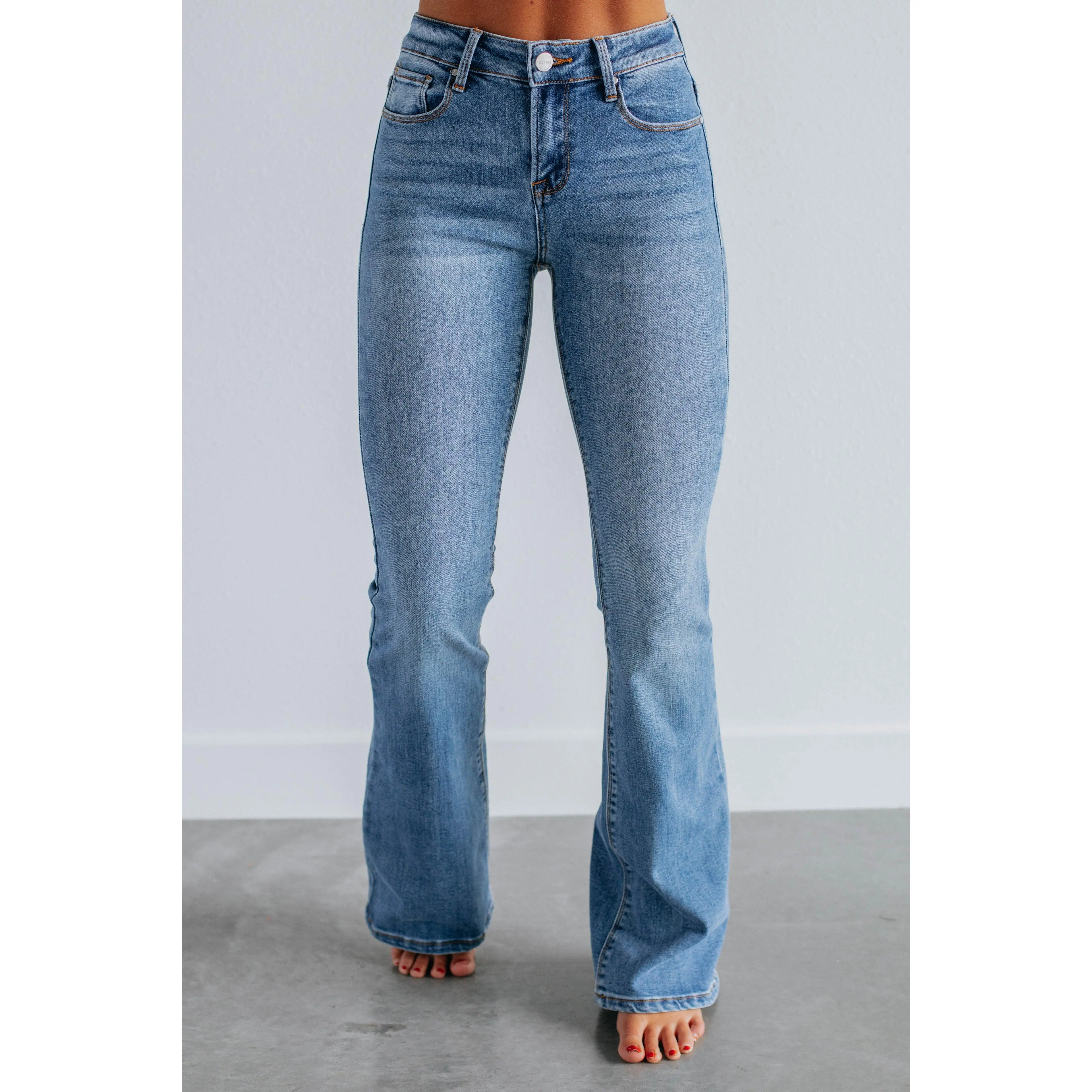 Dorian Risen Jeans - Medium Wash