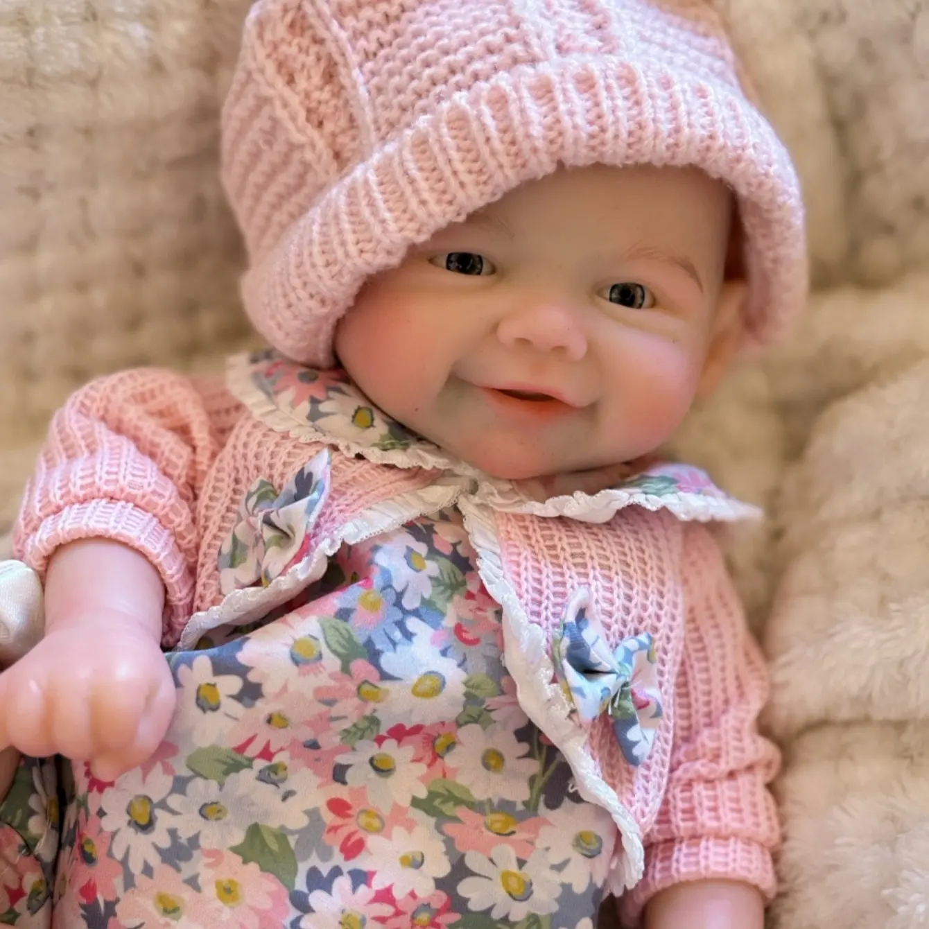 Reborn doll, 12.99 inches, fully soft silicone body; cute reborn girl doll; lifelike newborn doll; includes birth certificate and accessories; perfect Christmas and birthday gift for children ages 3+.