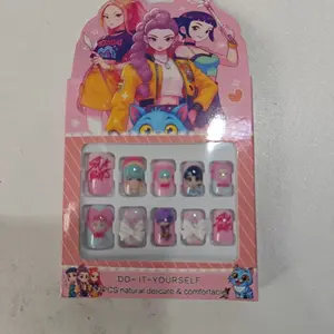 Cute Kpop Anime Girl Glue-Free Wearable Nails, Soft Adorable Short Fake Nails, Handmade Manicure Set, Perfect for DIY Nail Art