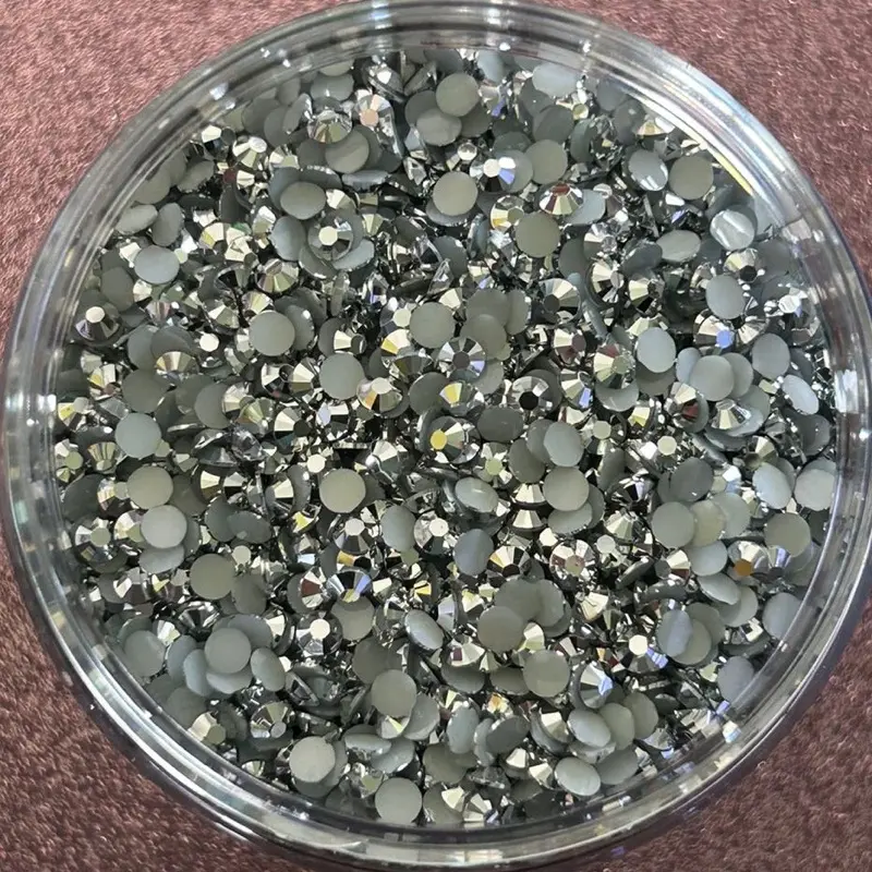 Metallic Silver Resin Rhinestones - Bulk Rhinestones - Choose Your Size & Quantity - Ideal for Nails, Phone Cases, Bling Tumblers and Shoes