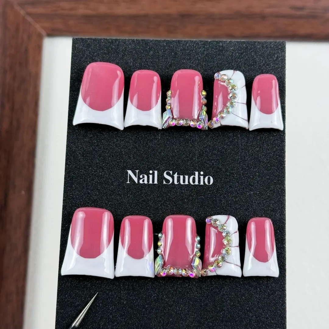10pcs Sweet girl style, hand-painted fishtail pattern, diamonds, rhinestone decorated, Glitter handmade fake nails, Decorative nails, suitable for daily office, sister dates, Nail Art Products