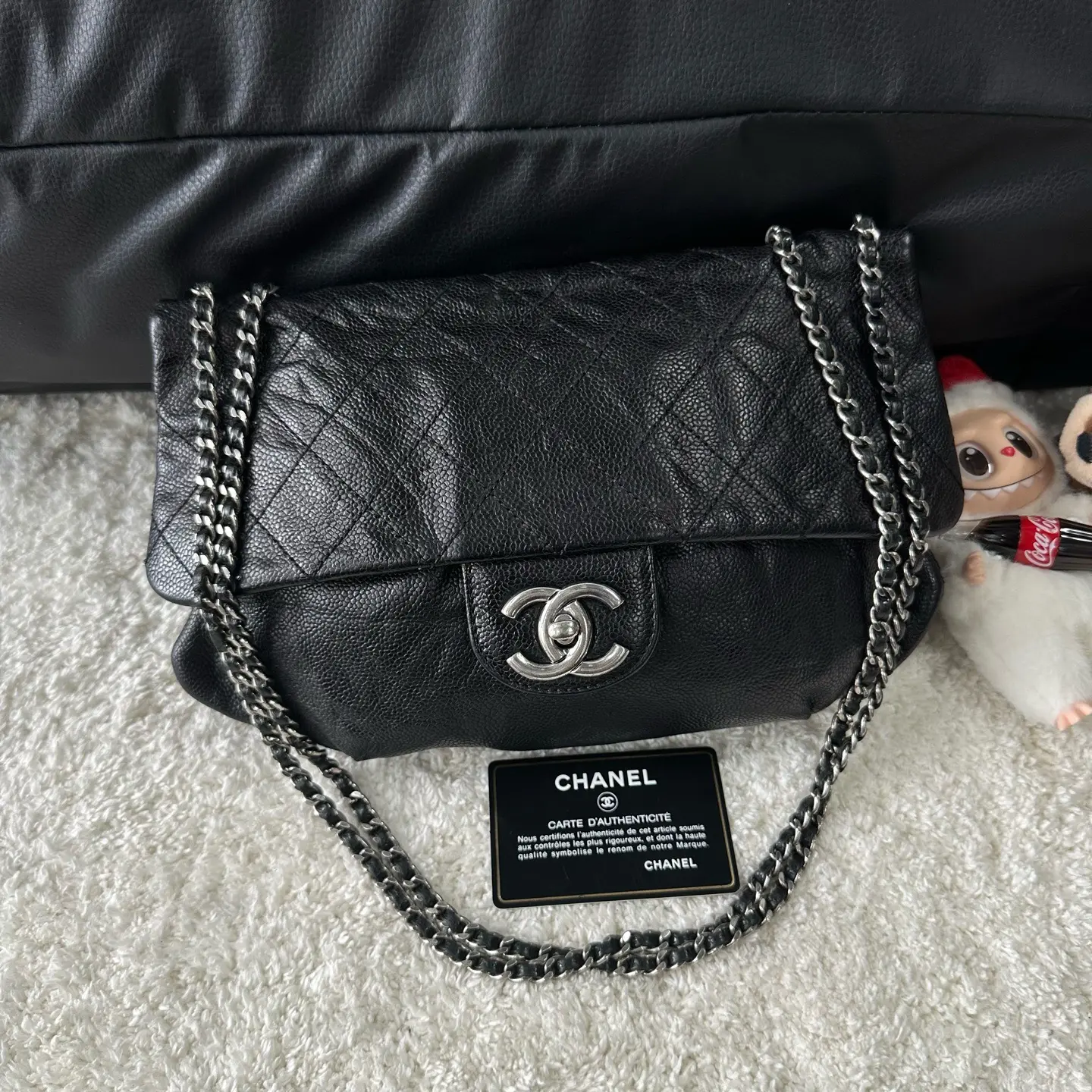 Pre-owned CHANEL Fashionable Quilted Genuine Leather Medium Elastic Flap Handbag Shoulder Purse, Black