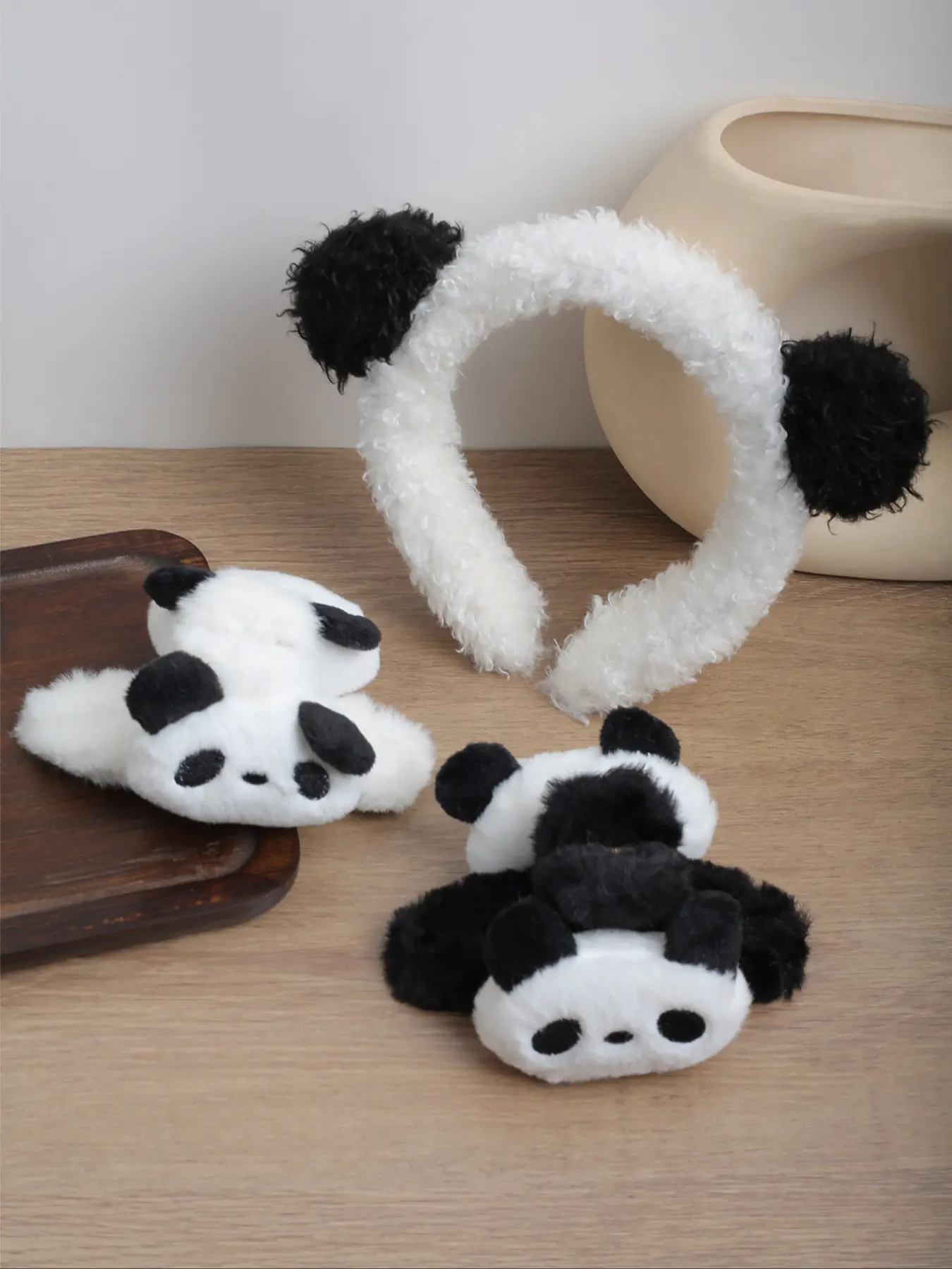 3pcs Autumn Winter Cute Plush Fluffy Panda Hair Claw Bear Soft Headband Set, Simple Adorable Cartoon Animal Decorative Hair Accessories