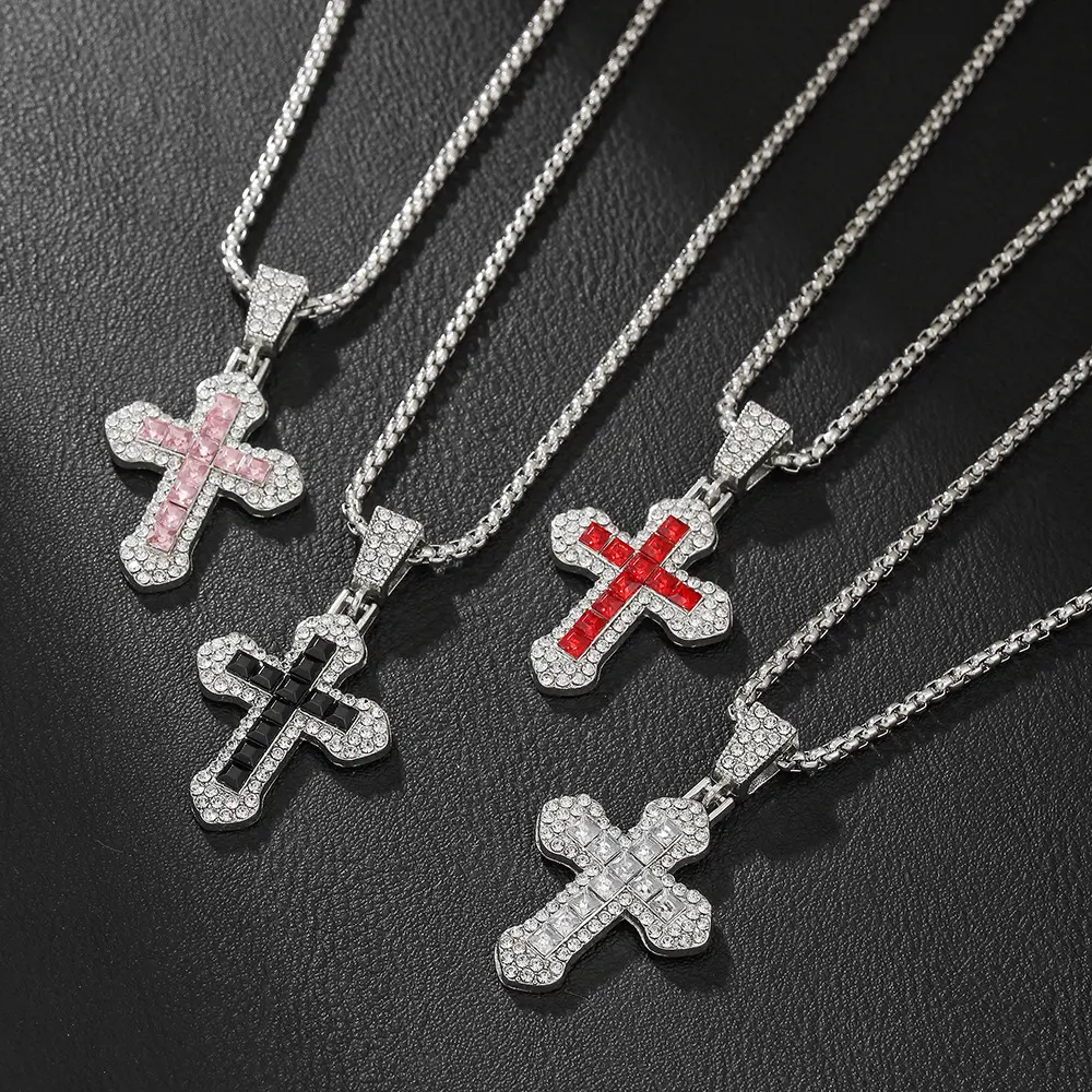 Diamond-Encrusted Cross Pendant Cuban Link Necklace - Men's Accessories, Colored Crosses, Christian Style, Premium Tarnish-Resistant Comfortable Jewelry for Men, Ideal for Daily Wear, Party Gift, Cross Necklace, Diamond-Encrusted Cross Necklaces