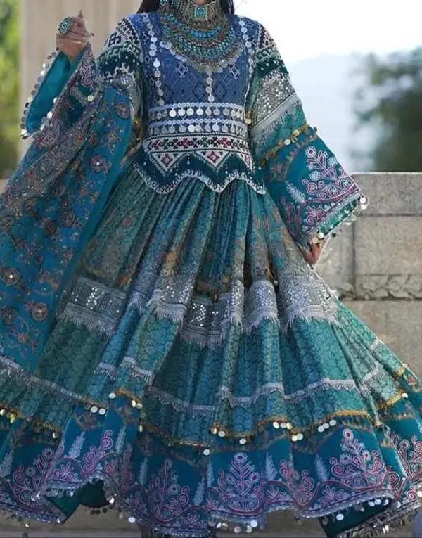 Women's Traditional Islamic Modest Afghan 2-Piece Dress Set, Elegant Mirror-Embroidery Detail, Flared Fit, Premium Matching Fabric Clothing