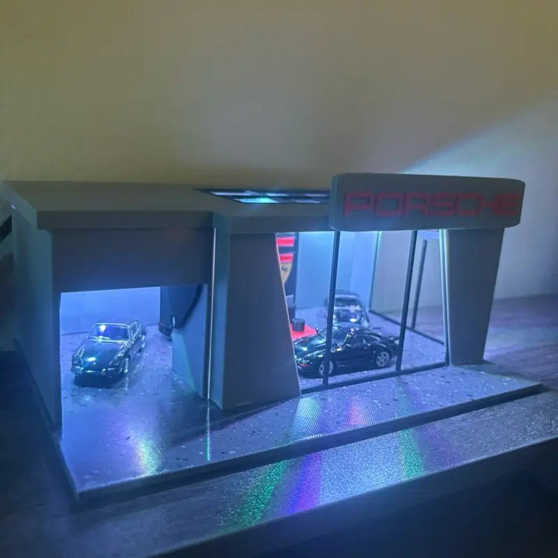 3D printed 1:64 scale model porche garage
