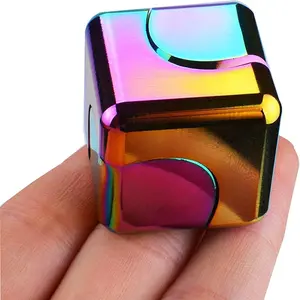 Alloy Spinning Rubik's Cube, Finger Spinner, Colorful Square Fidget Spinner, Cube Leisure Toys, Multifunction