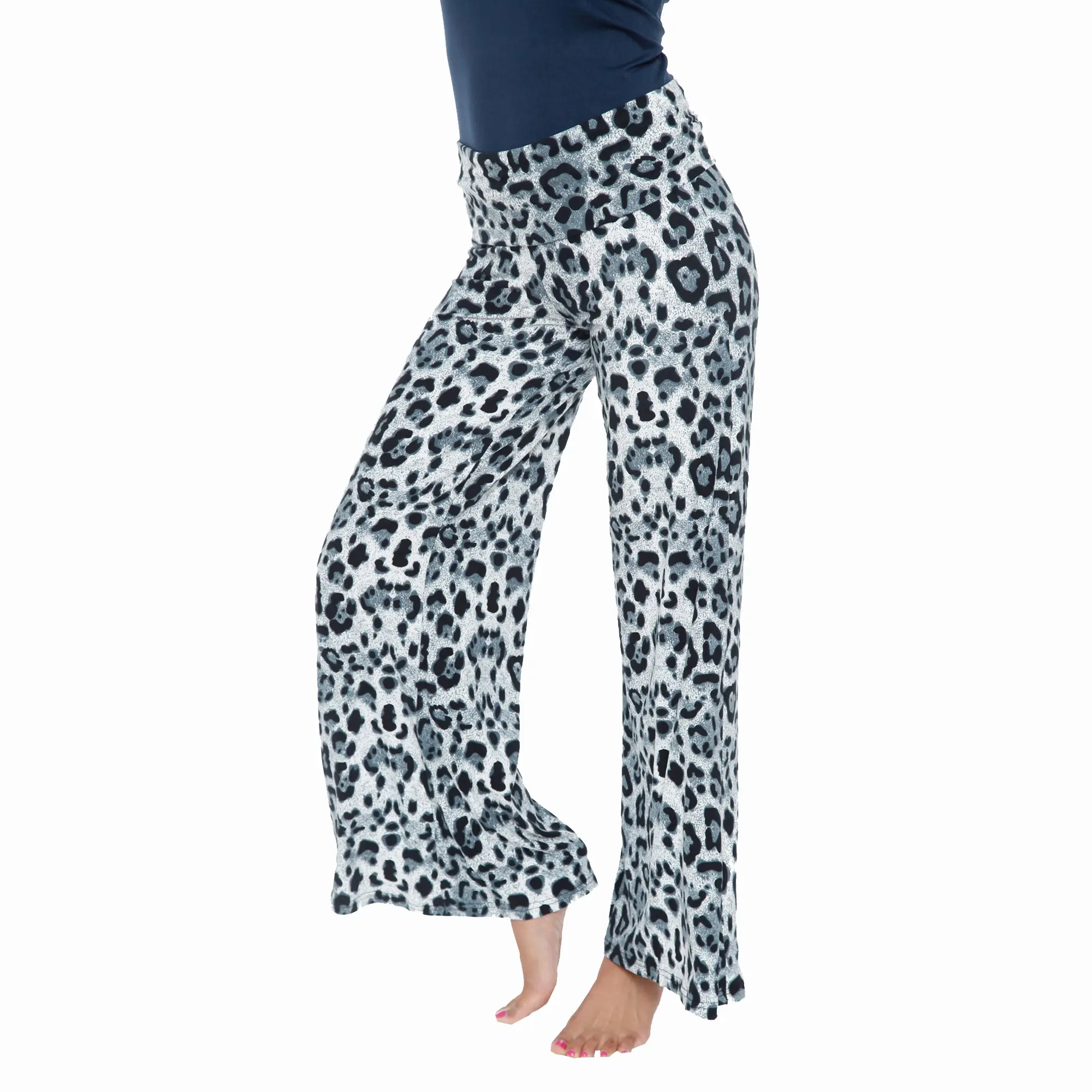 White Mark Women's Soft Fabric Cheetah Print Palazzo Pants Extended Sizes Comfort Spandex