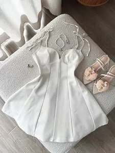 Elegant Women's Dress with Butterfly Knot Design, Simple Fashionable Gown for Dating, Stylish Shoulder Bow Detail