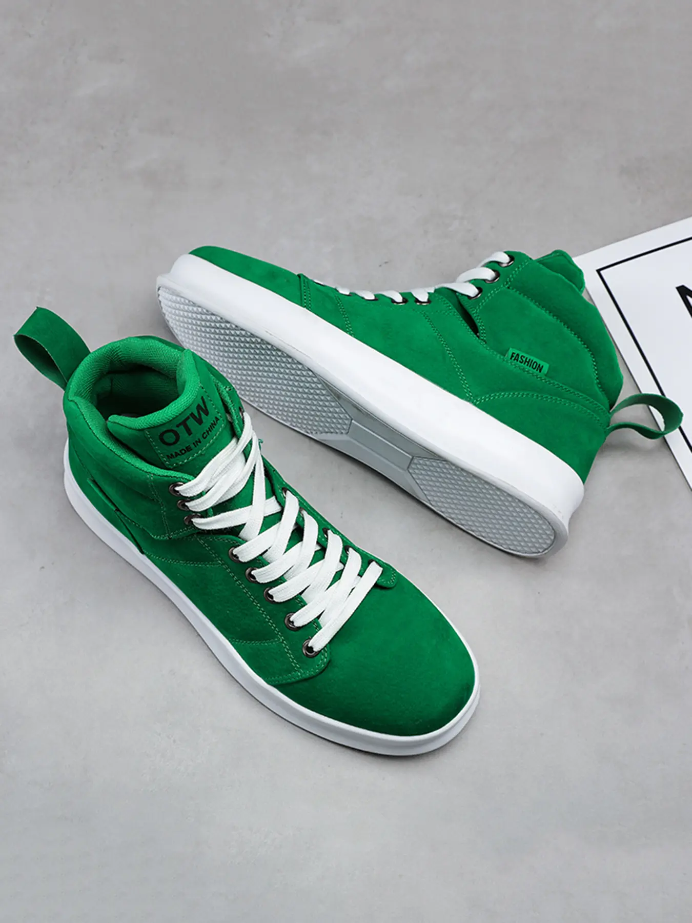 Men's Skateboard Shoes, Skater Shoes, Skateboarding Shoes, Durable Non-Slip High-Top Lace-Up Outdoor Sports Shoes, Street Style Streetwear Fashion Sneakers for Daily Wear