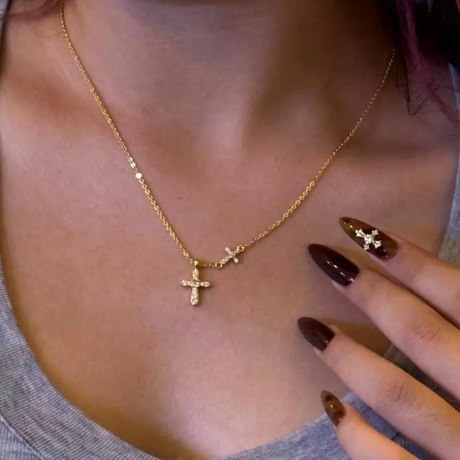 Oufer Twp Cross Pendant 14K Gold Plated Necklace for Women Oufer Twp Cross Pendant 14K Gold Plated Necklace for Women