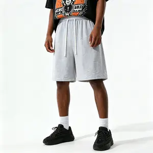 Men’s summer casual athletic shorts, loose straight fit, breathable—suitable for running, fitness training, and other outdoor activities.