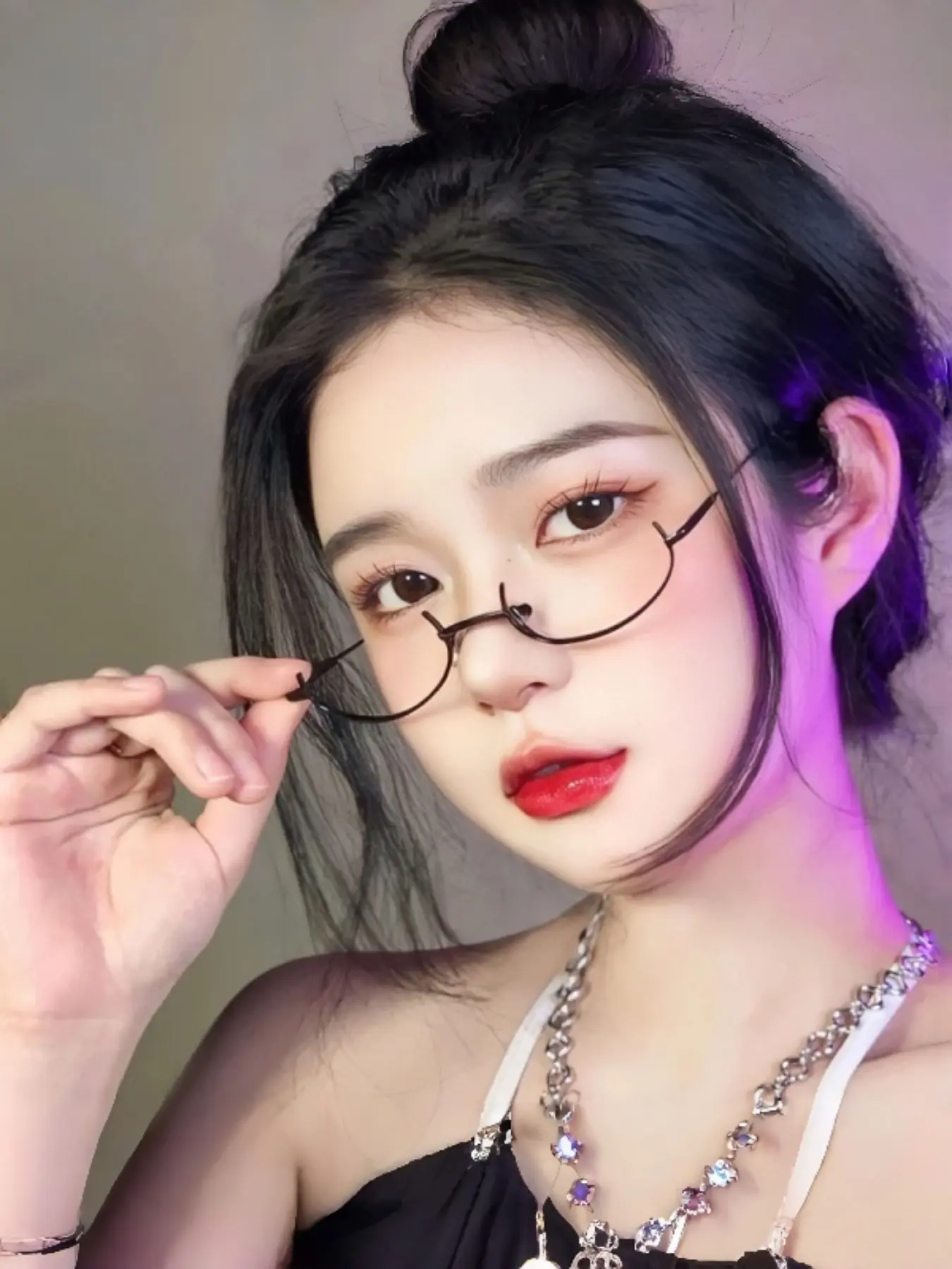 New Personalized Half-Frame Glasses Without Lenses, Trendy Decorative Eyewear, Stylish Accessory for Fashionistas