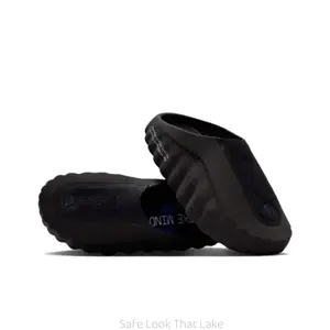 Mind 001 Basic Functional Closed-Toe Slippers (Unisex) – Black
