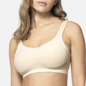 Underoutfit - Comfort Shaping Bra - Wireless Supportive Bra Soft No Underwire No Uniboob Seamless Comfortable T-Shirt Bra Non-Adjustable Straps Everyday Bras