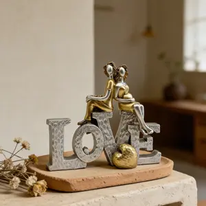 Romantic Resin Couple Love Figurine, & Silver Color Lover Sculpture, Modern Home Living Room Bedroom Decor, Wedding Anniversary Gift, Desktop Statue