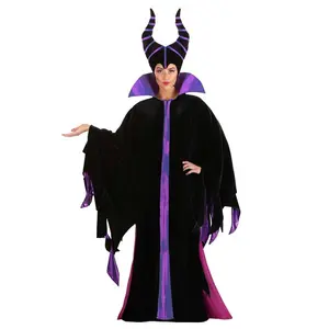 Disney Adult Classic Maleficent Costume (© Disney)