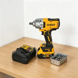 DEWALT DCF900 Kit 1/2In Brushless Cordless High Torque Impact Wrench With Hog Ring Anvil 20V Power Tools With Battery Charger