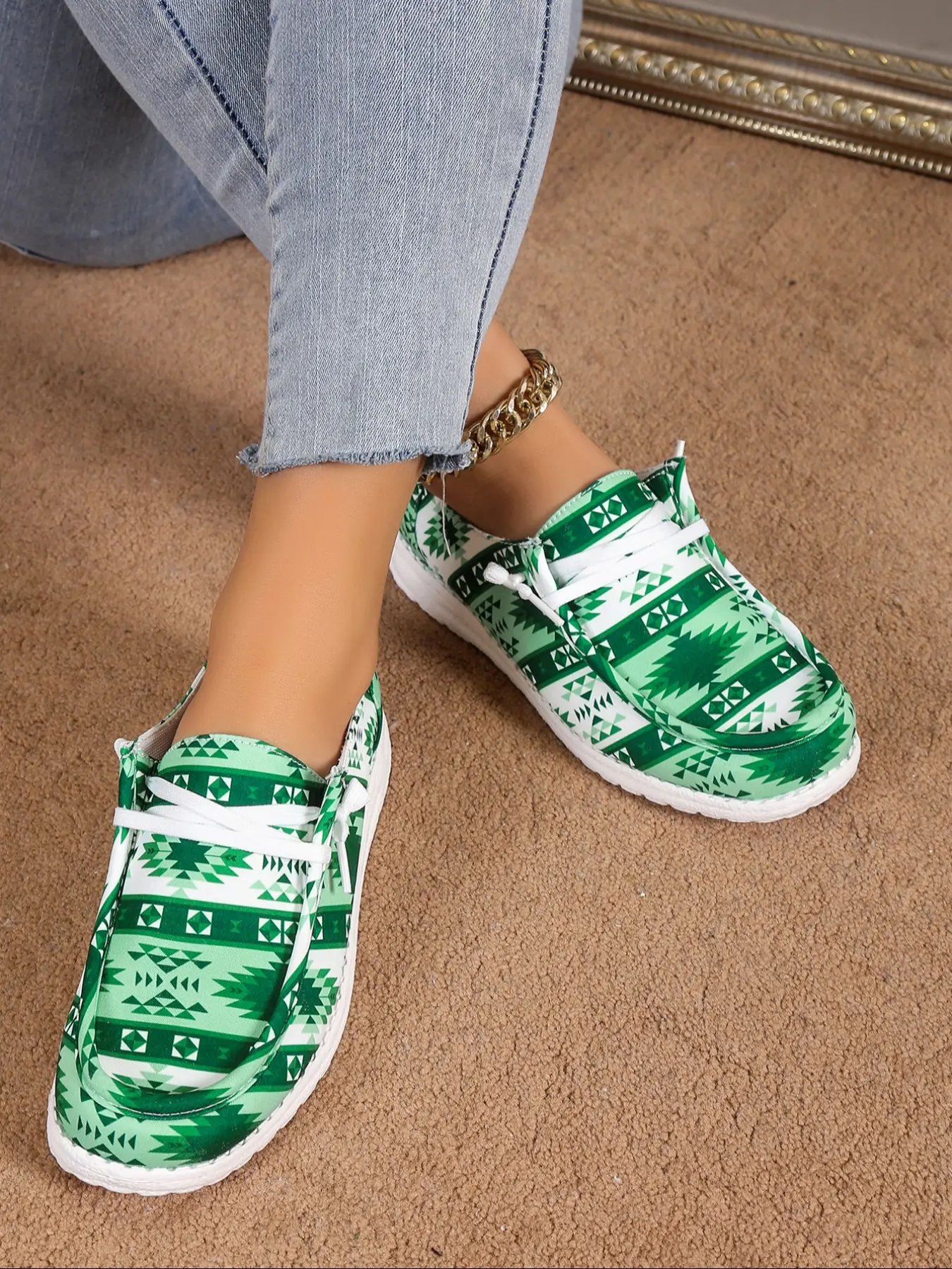 New Women's Bohemian Striped Round Toe Casual Slip-On Flats Footwear, Bohemian Flat Shoes, Casual Lifestyle Footwear, Comfortable All-Day Wear, Perfect for Home and Outdoor Activities, Shoe