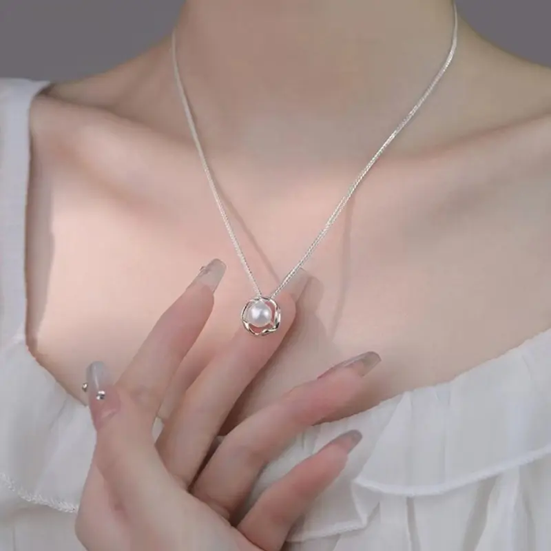 White Freshwater Pendant Necklace Adjustable  Clavicle Chain