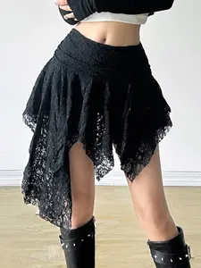 Women's Y2K Street Style Asymmetric Lace Mini Skirt, Plain Ruched Design Slim Fit Tiered Layers, Fashionable Casual Wear, Asymmetrical Hem Skirt