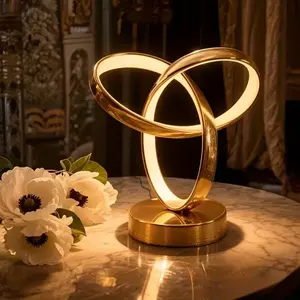 Modern LED Clover Table Lamp, Bedside Light, LED Mood Light, Three-Color Dimmable, Adjustable Lighting, USB Powered, Ideal for Bedroom, Dining Room, Living Room, Gift