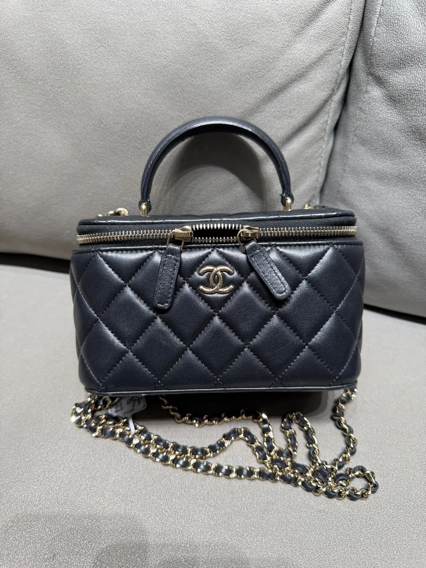 Pre-owned CHANEL UUGKE460 vanity Rectangle leather handbag