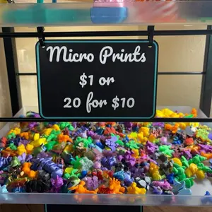 First Level Authorized Seller Collectible Figurines, Colorful Animal Design Art Statues, 15-40% Smaller Micro Prints, Artistic Home Decor Ornaments, Affordable Home Supplies - $1 Each or 20 for $10