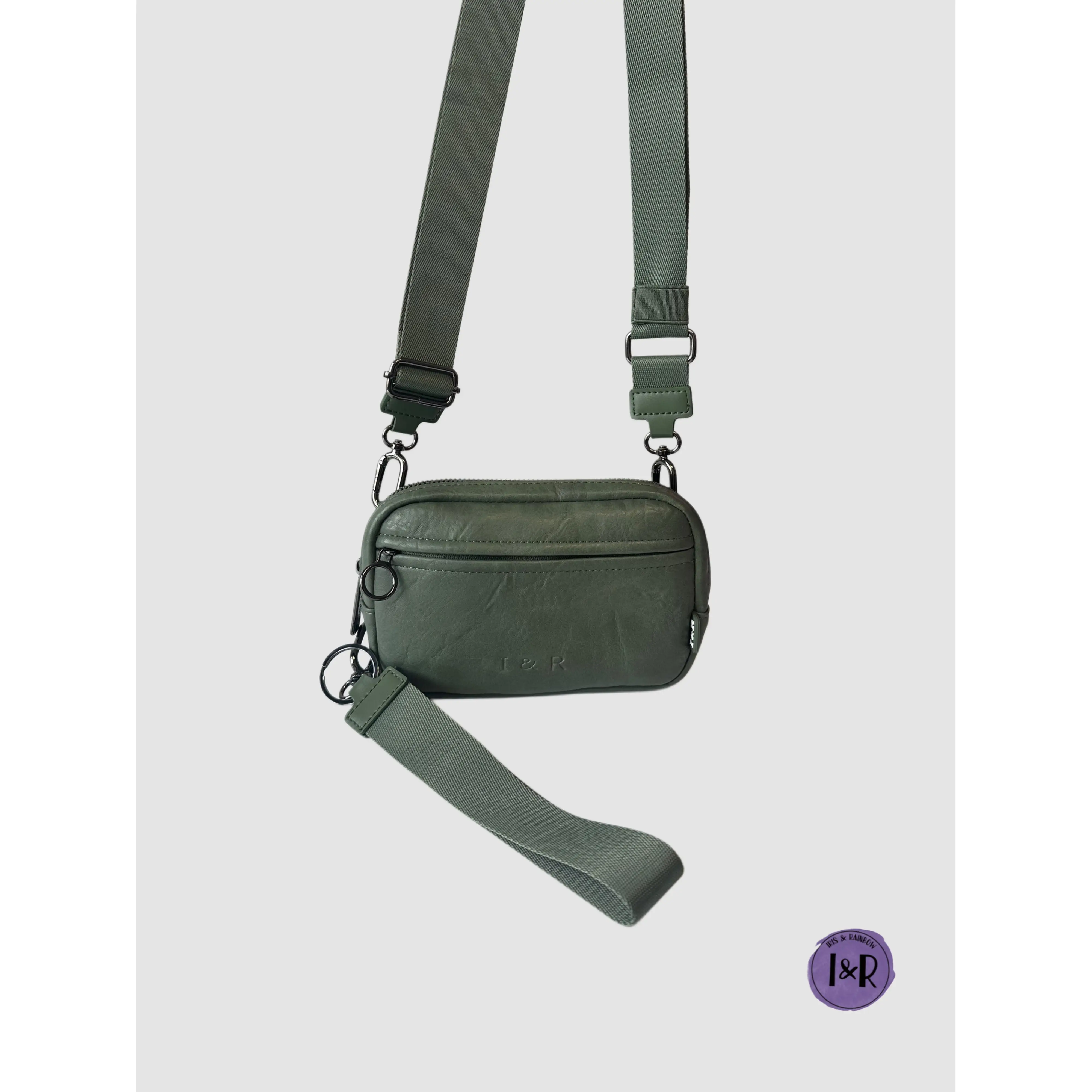 Iris Faux Leather Carry All Wallet (8036-5PU)