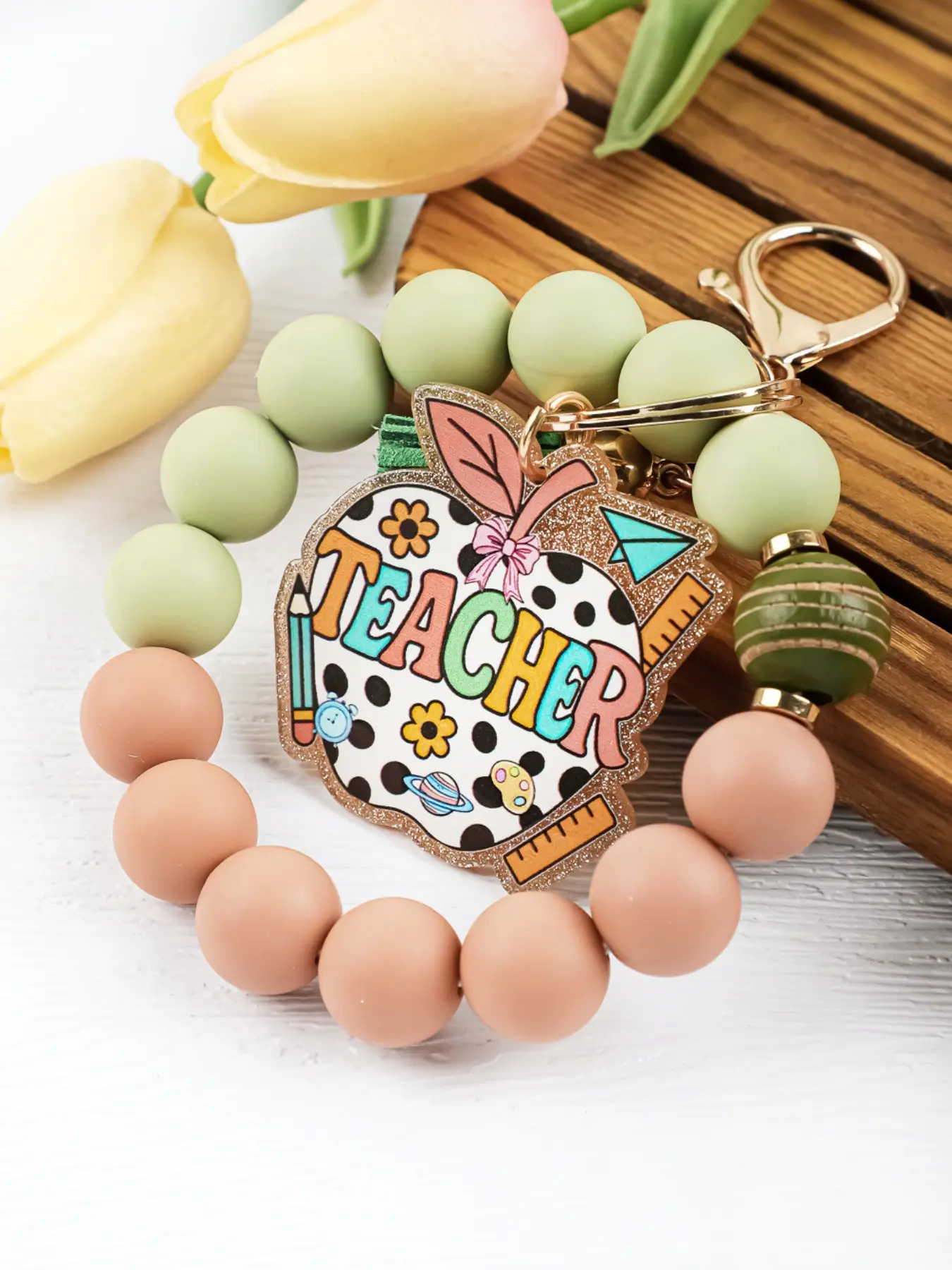 Teacher Beaded Wristlet Keychain, Apple Shape Acrylic Keychain, Teacher Appreciation Gift, Silicone Beaded Key Ring, Back to School Gift, Keychain Accessory