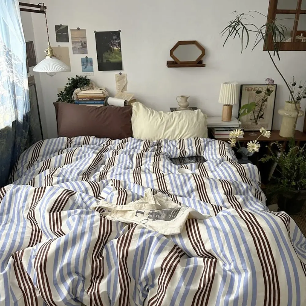 Liam Striped Bedding Set / Beige