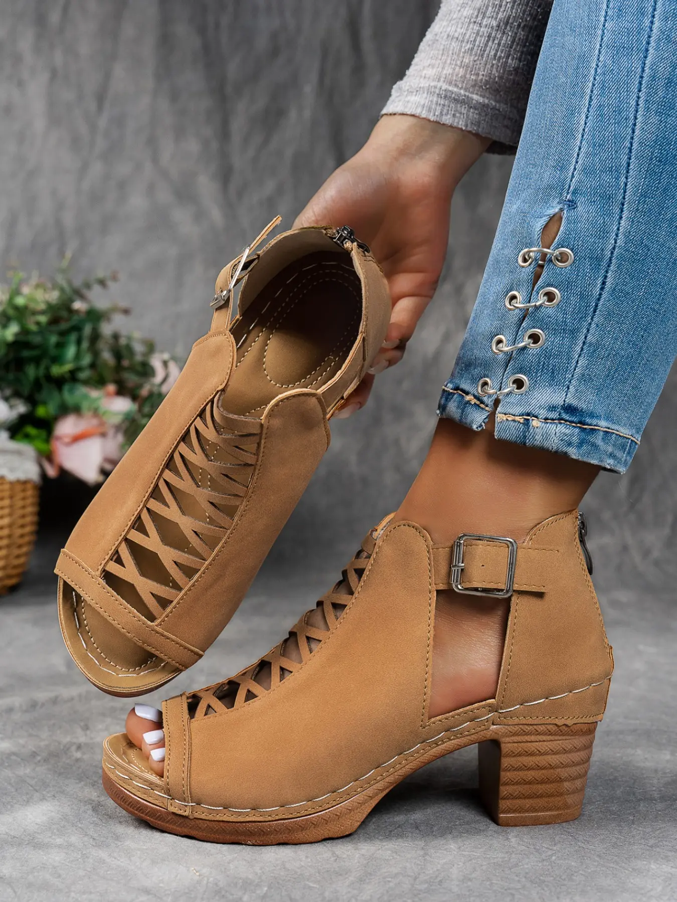 Women's Open Toe High Heel Sandals, Hollow Design with Buckle Detail, Lightweight Comfort, Roman Gladiator Style, Casual Summer Fashion Footwear, Bohemian Trending Sandals, Boho Sandals, Casual Trendy Sandals